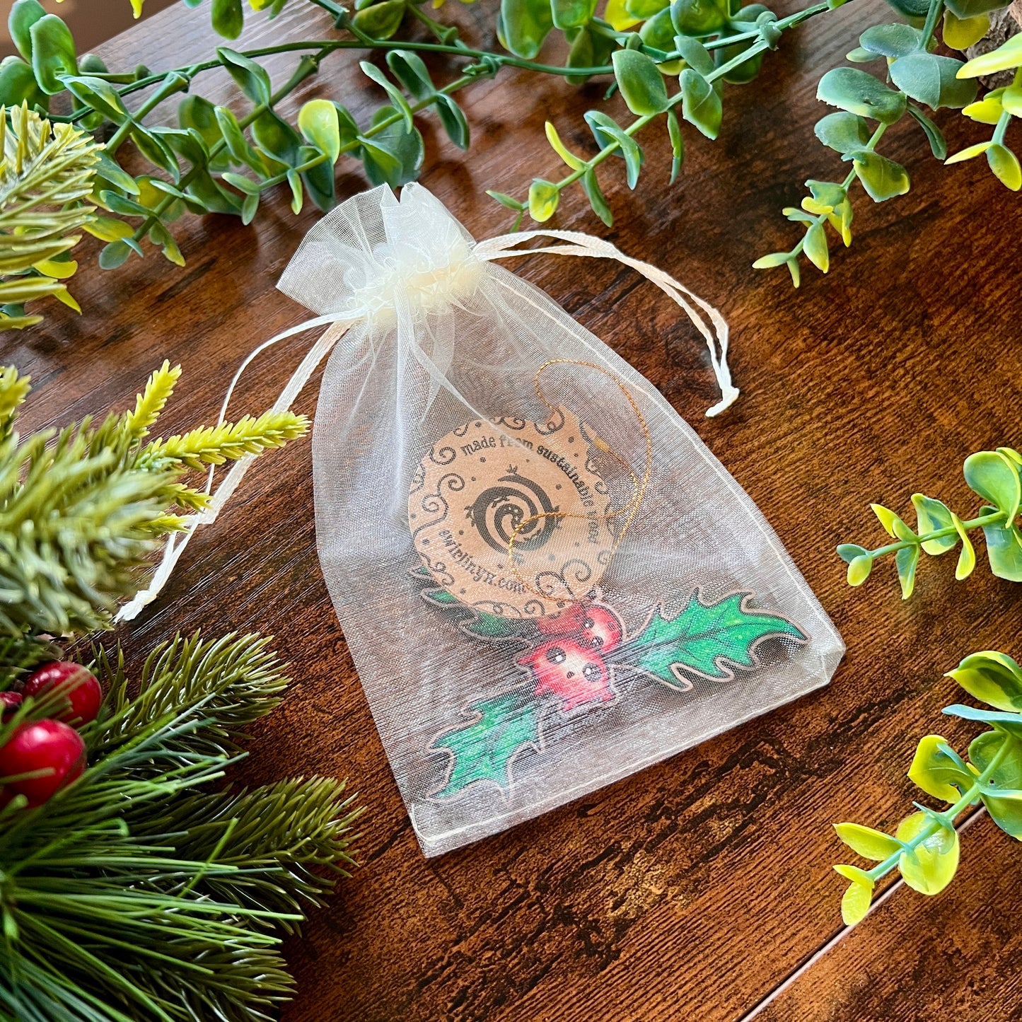 Berry Wooden Christmas Decoration Set