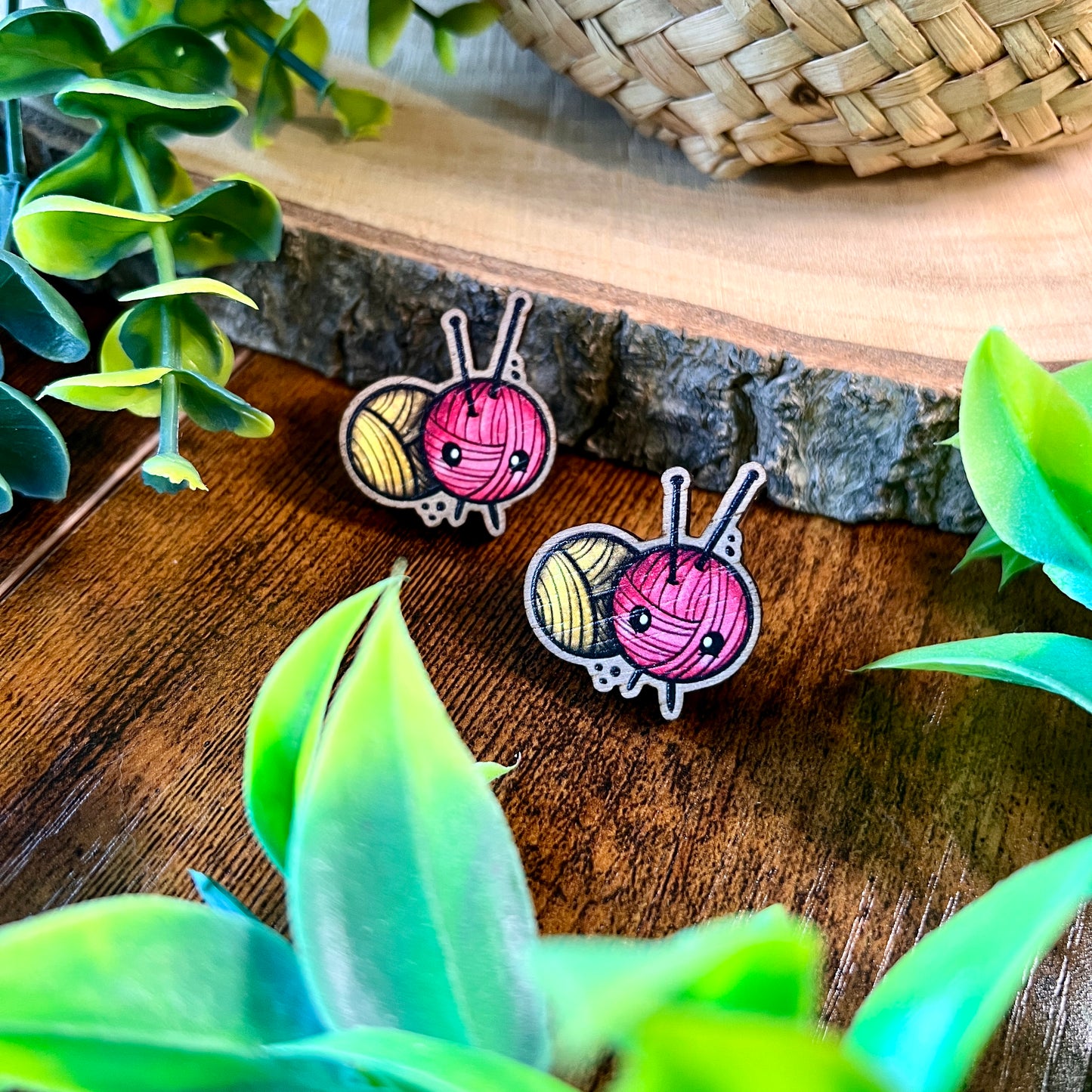 Cosy Yarn Wooden Pin
