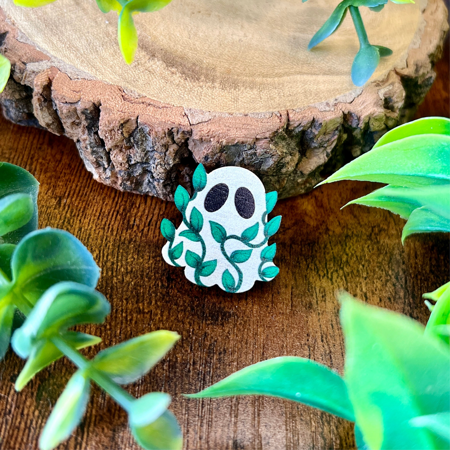 Leafy Ghost Wooden Pin