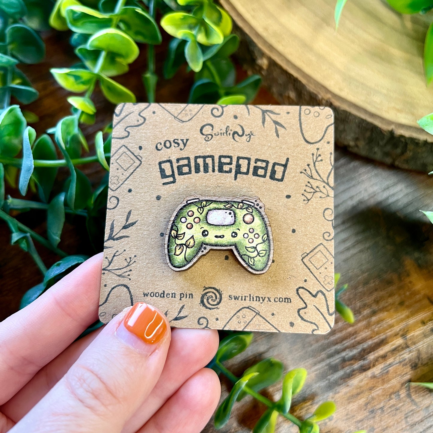 Cosy Gamepad Wooden Pin