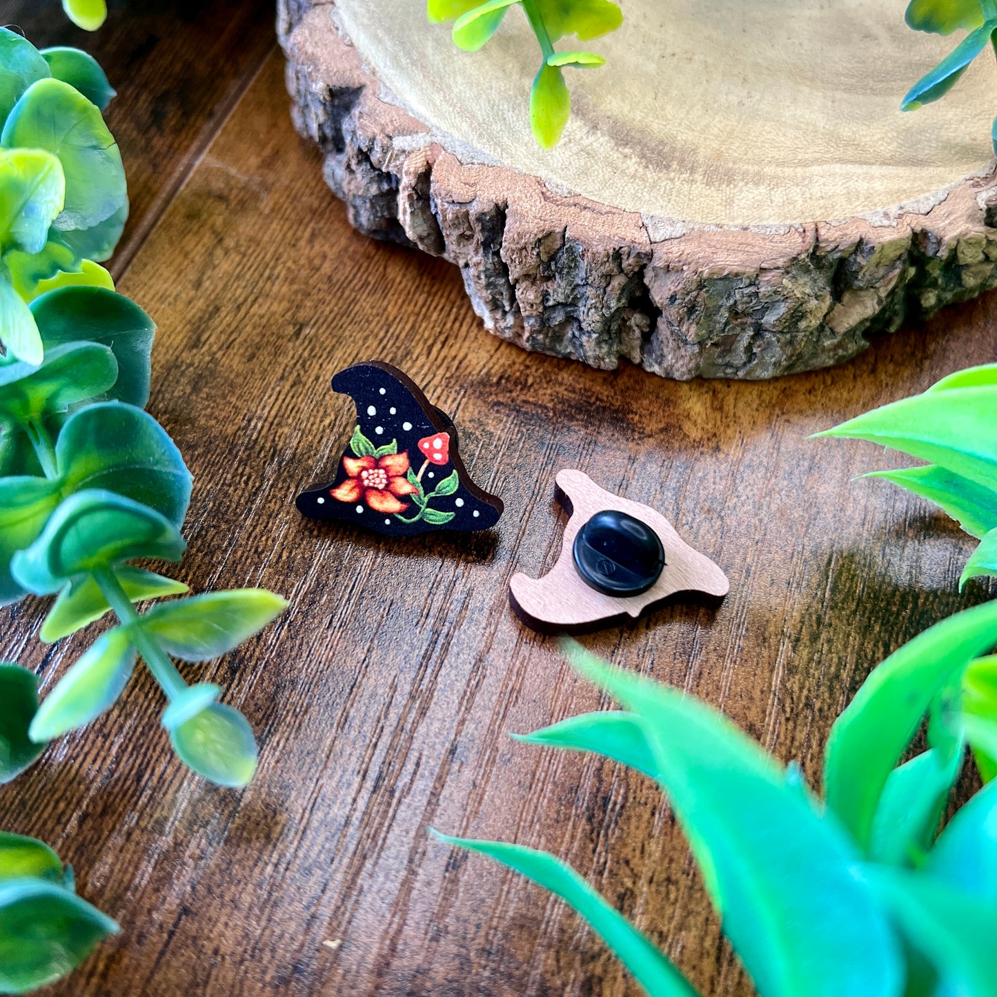 Witch Hat Wooden Pin