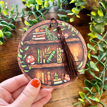Round Bookshelf Bookmark