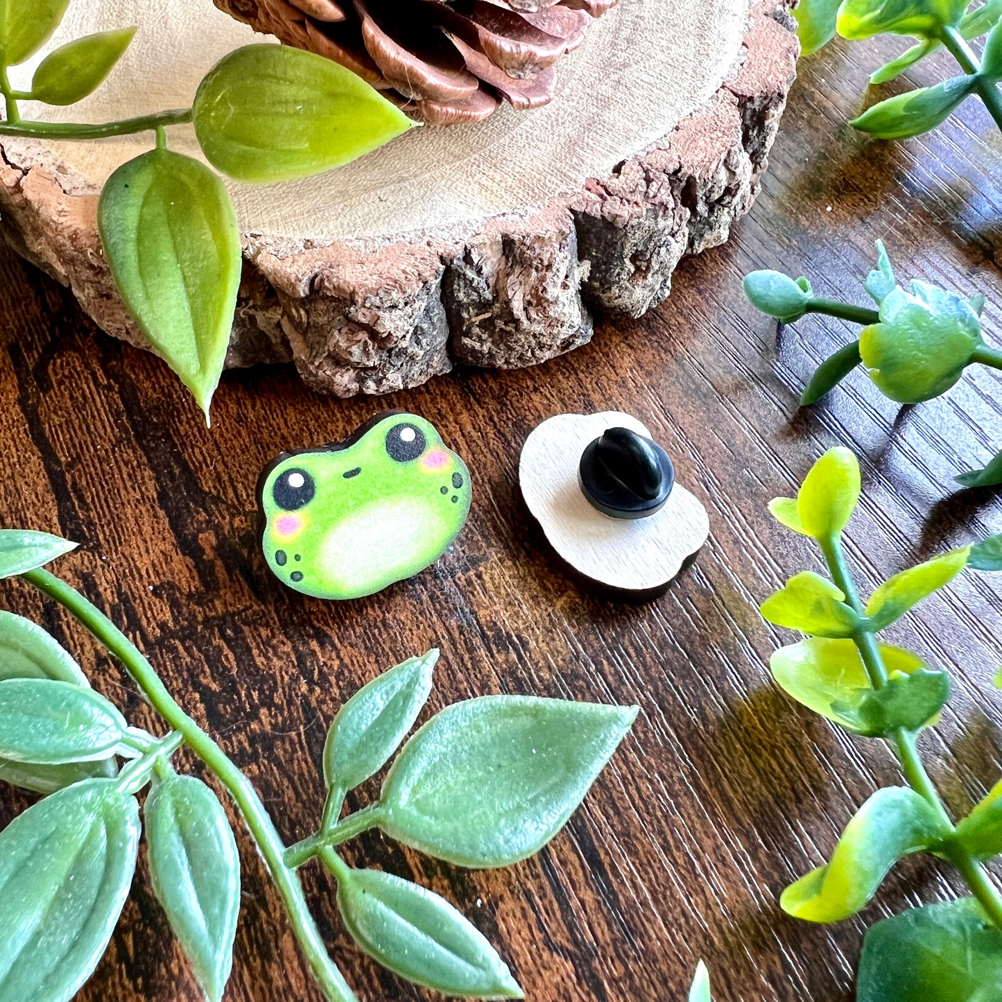 Algae the Frog Wooden Pin