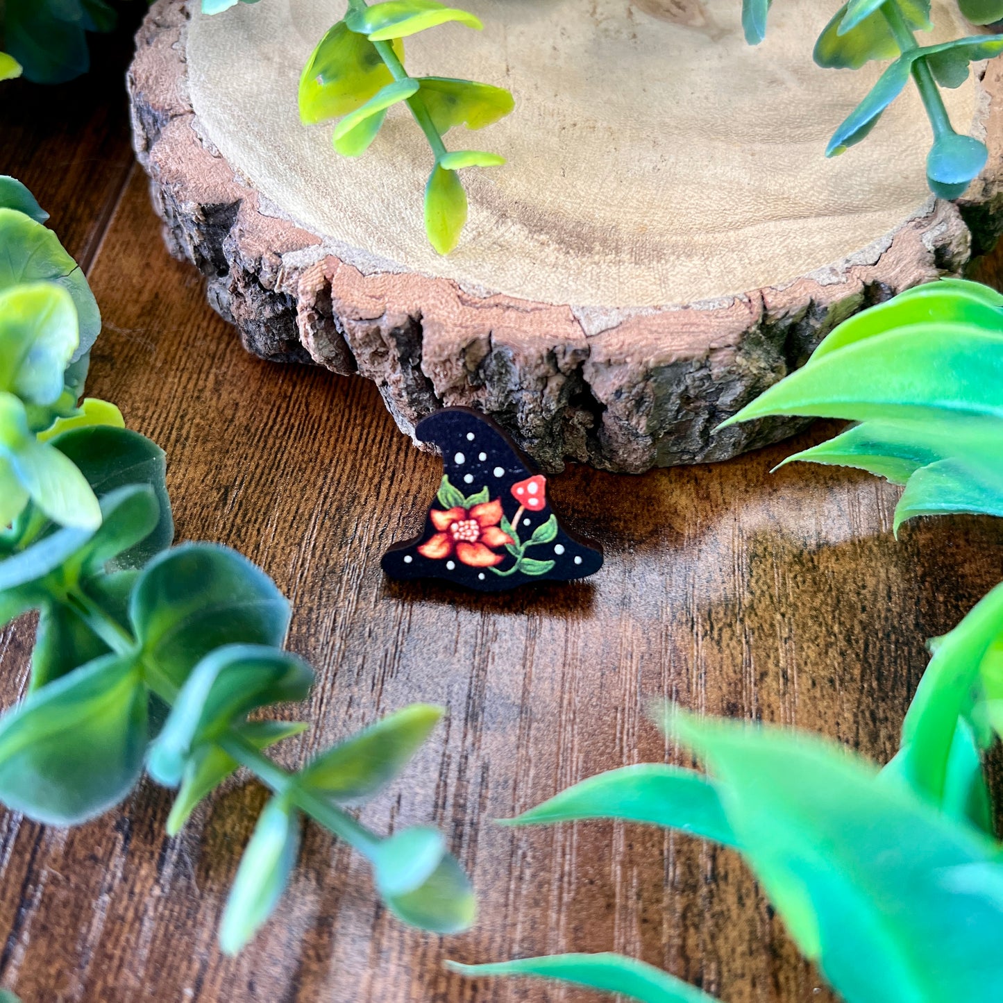 Witch Hat Wooden Pin