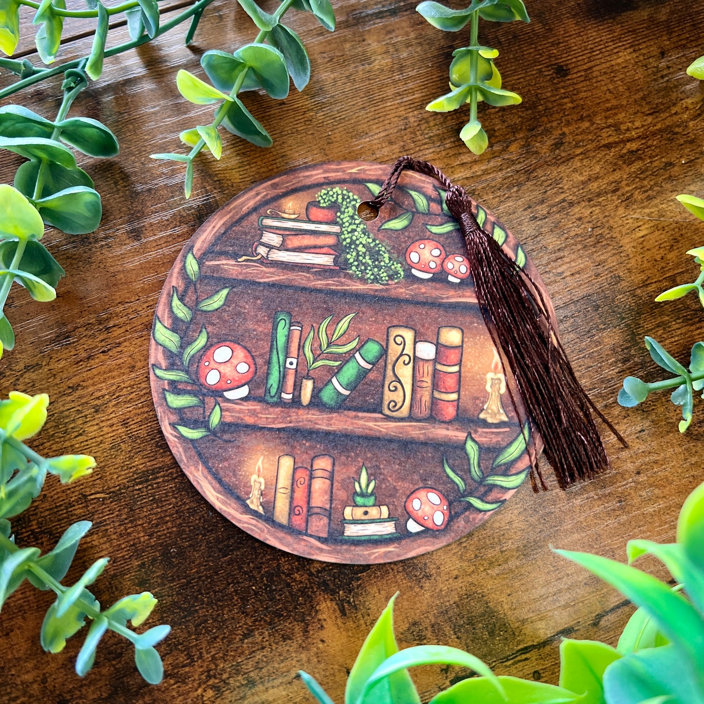 Round Bookshelf Bookmark