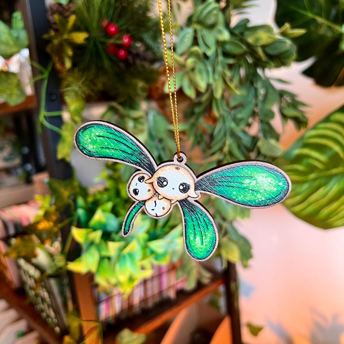 Mistletoe Berries Wooden Christmas Decoration