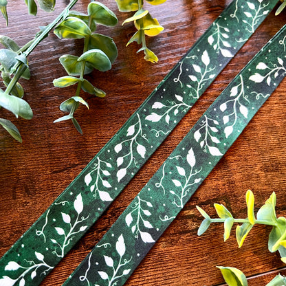 Emerald Leaves Lanyard